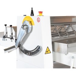 Laminadora de masa PM600 profesional de acero con rodillos ajustables y cintas a velocidad variable Laminadora de masa PM600 profesional de acero con rodillos ajustables y cintas a velocidad variable
