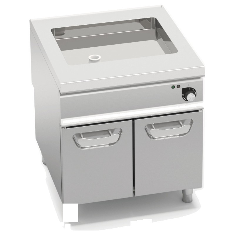 Asador eléctrico multifunción industrial 800 sobre mueble Berto's S900