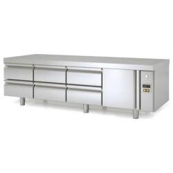 Mesa refrigerada bajo cocina GN 1/1 MFBP-195-C para unidad remota con cajoneras y una puerta